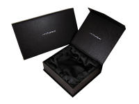implora gift box